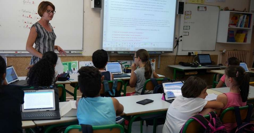Actualités - Des tablettes numériques pour les élèves de Boé